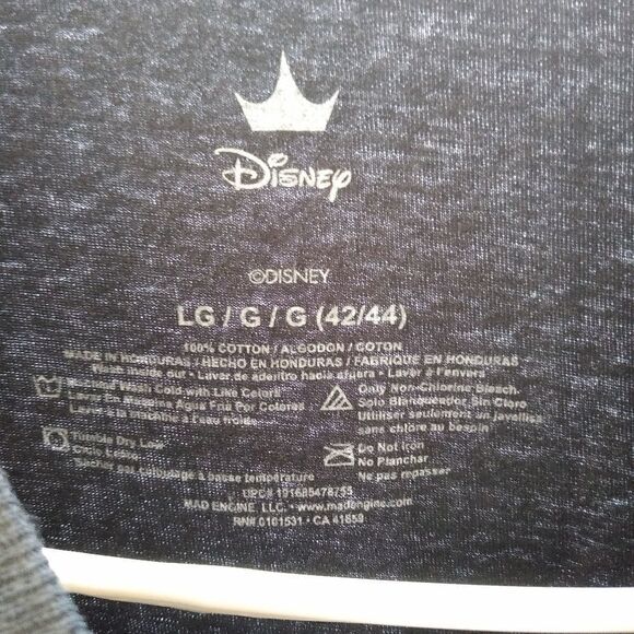 Disney tee  - Picture 2 of 2